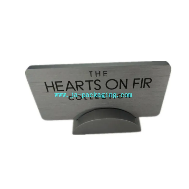 Gri Akrilik İsim Plakası